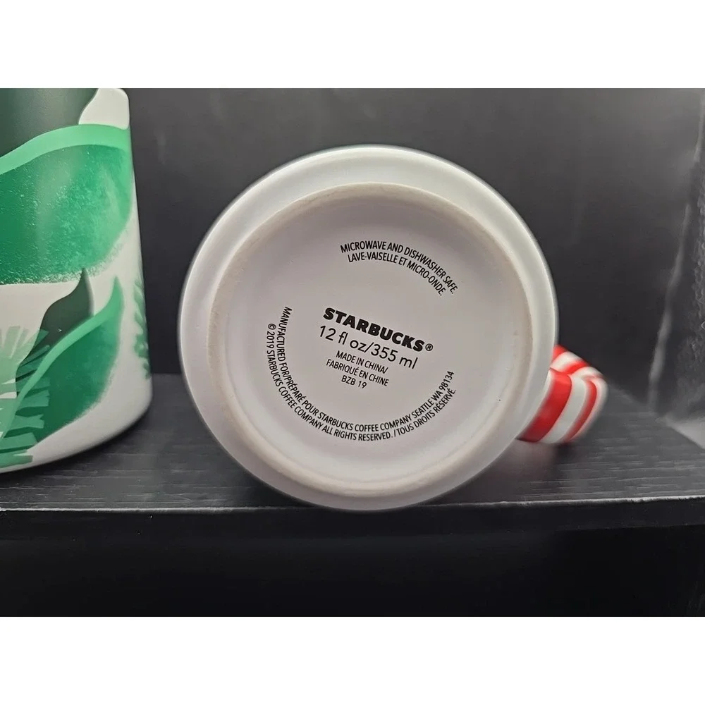 Lot Of 2 2019 Starbucks Christmas Holly Mugs‎ Candy Cane Handle 12 Oz